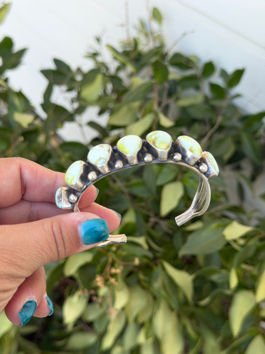 Palamino 7 stone cuff