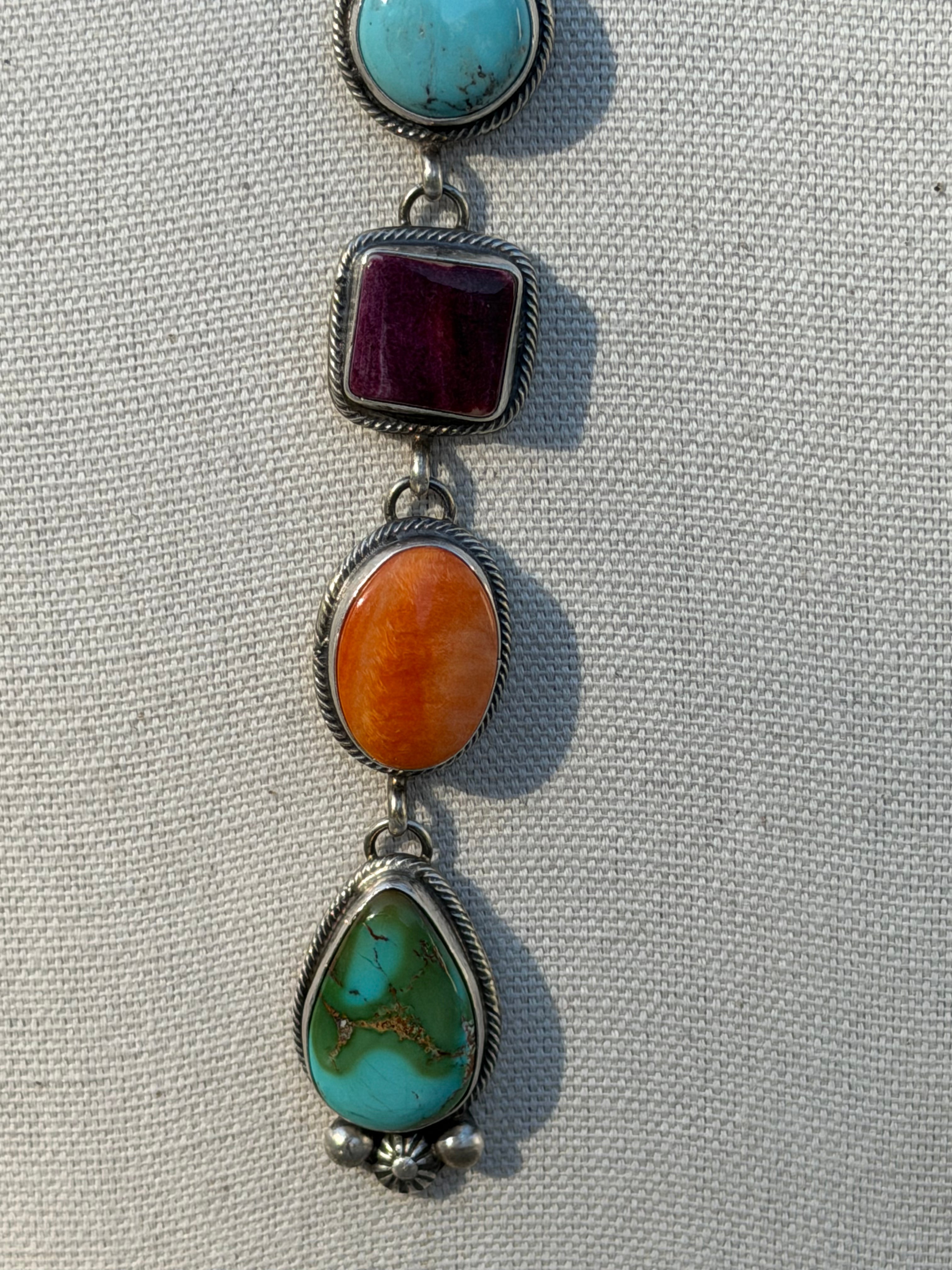 Multi stone lariat