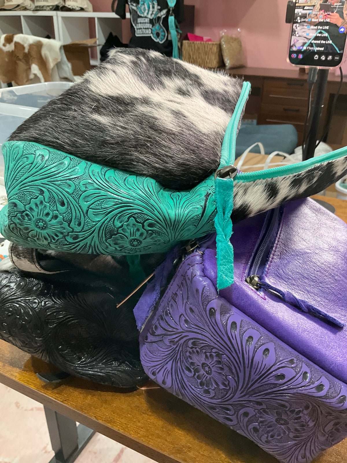Cosmetic bag