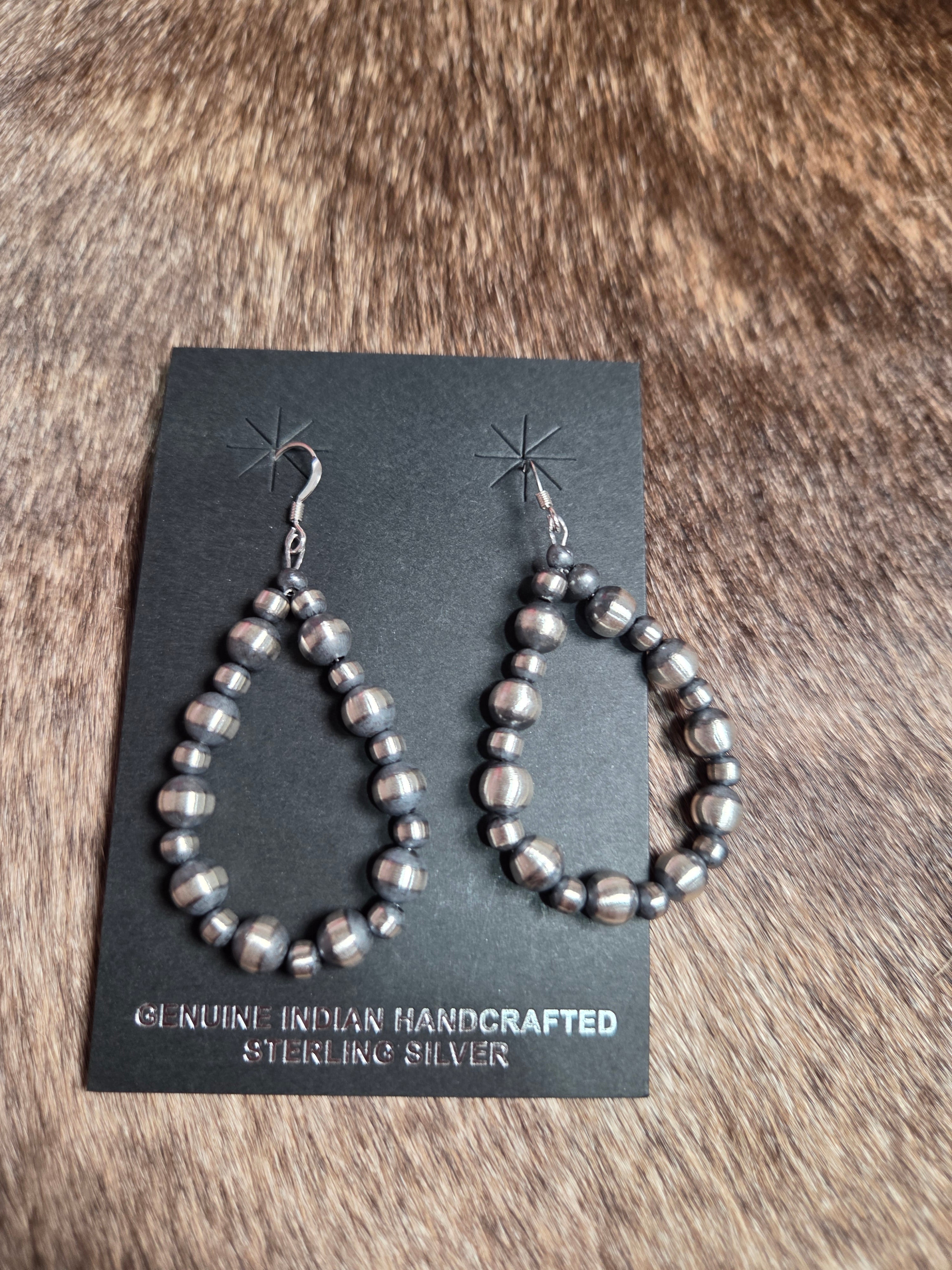 Pearl dangle earrings