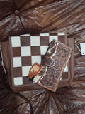 Molo brown