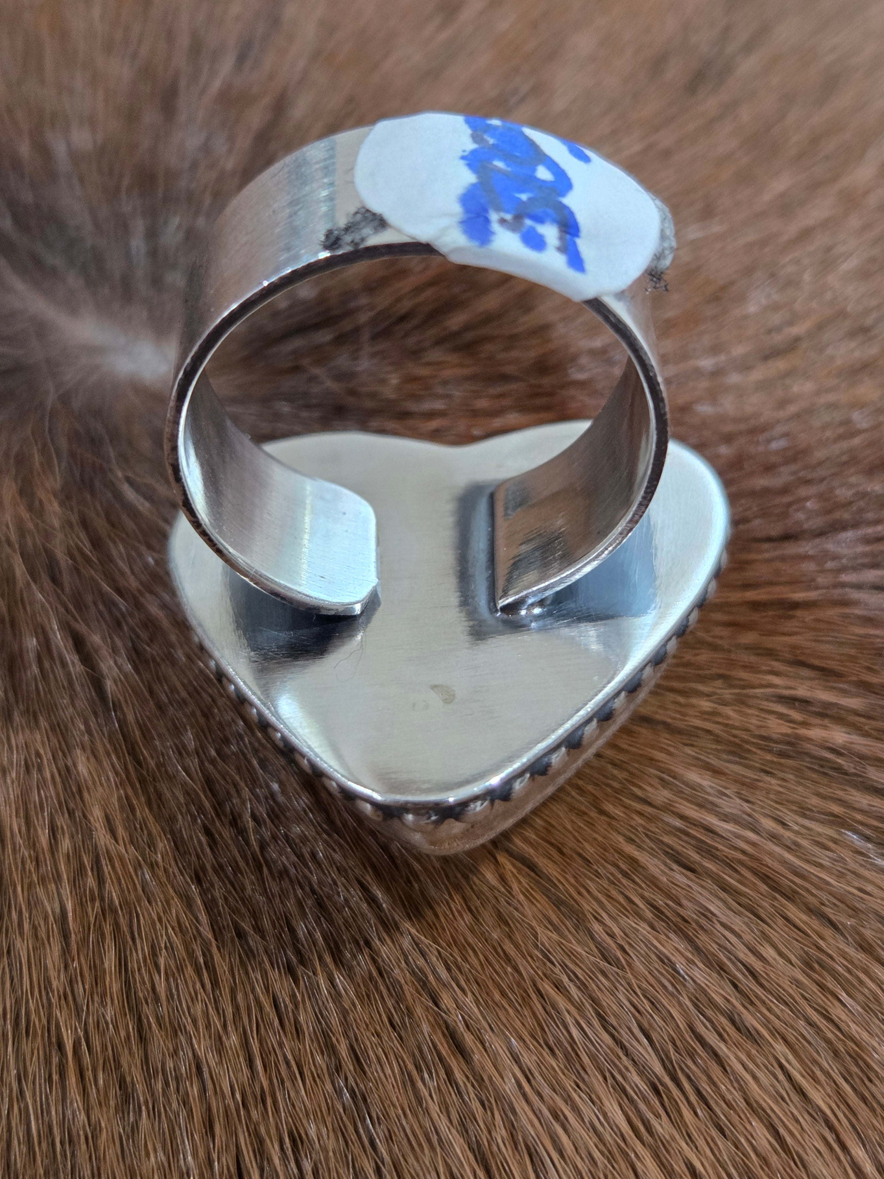 Medium Heart Ring